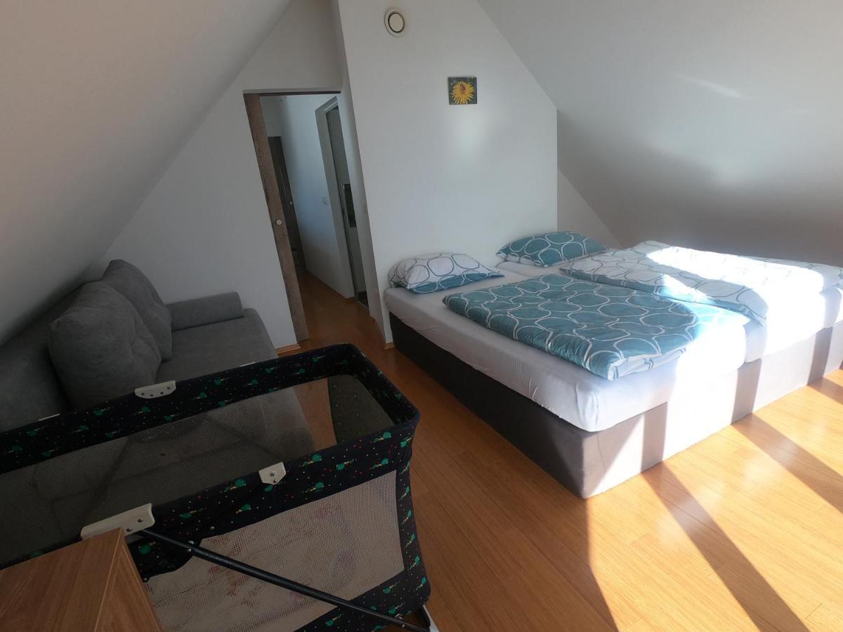Hisa V Mesecini - Moonlight House Villa Cerklje na Gorenjskem Exteriör bild
